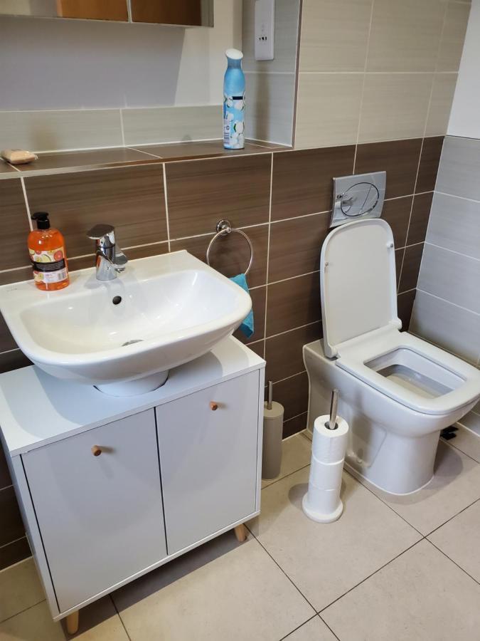 Beautiful & Elegant 2 Bed Room House Manchester Zewnętrze zdjęcie
